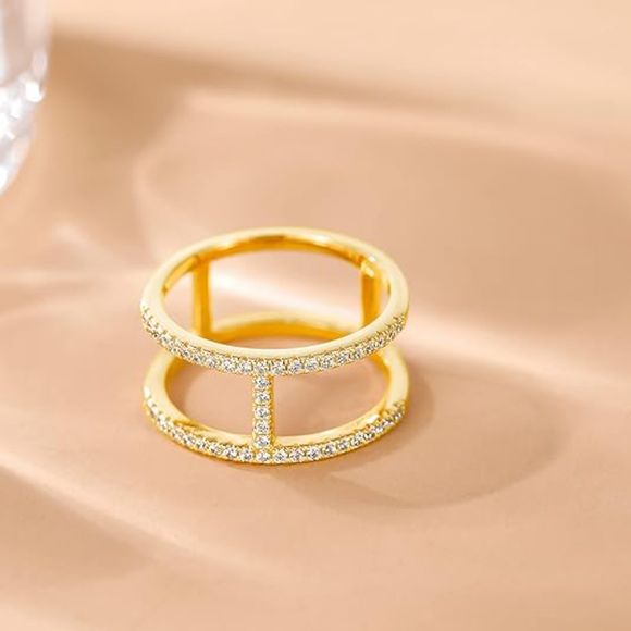 Dazzling Elegance: Stackable 14k Gold, Silver, Rose Gold Rings - Picture 3 of 3